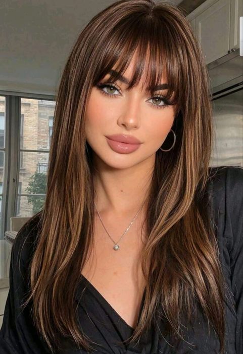 Peruca lunga cu baleage