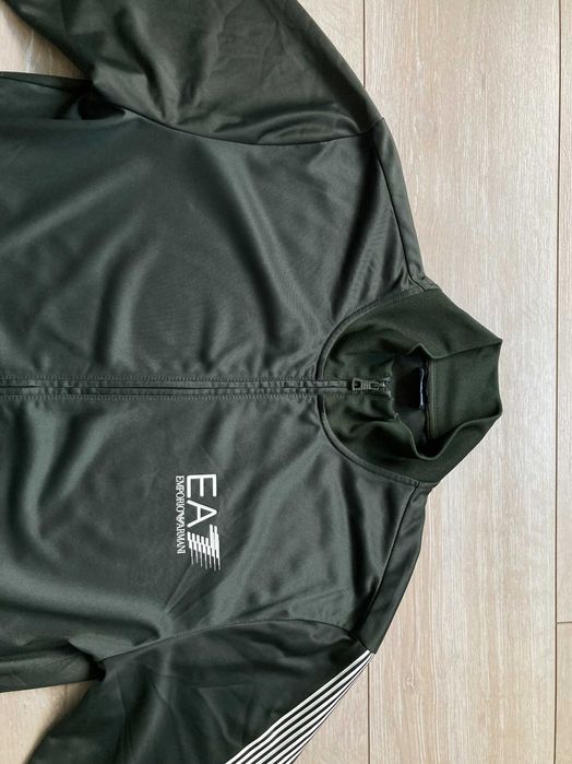 EA7 Emporio Armani мъжко зелено горнище горница размер L / XL