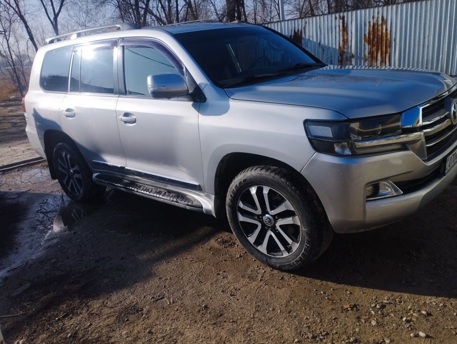 Продам крузак 200