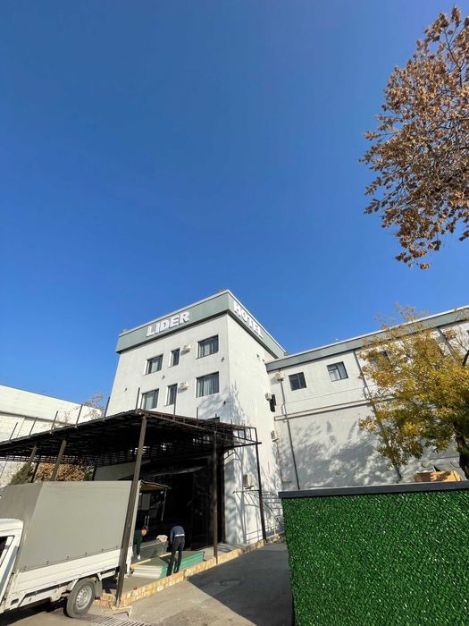 Янги Лидер мехмонхонаси Дустлик метро ёнида халол ва покиза инсонларга