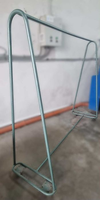 Метални щендери / простири