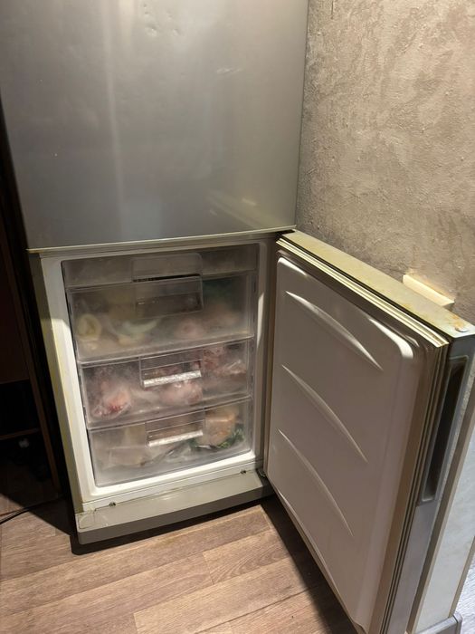 Холодильник 191 см Ноу фрост  LG