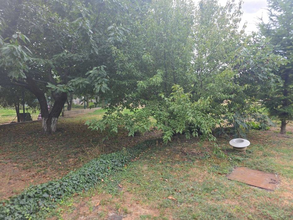 Продава масивна къща в гр.Крън след ремонт