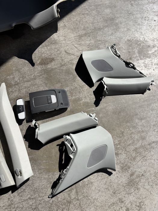 таван за audi q3