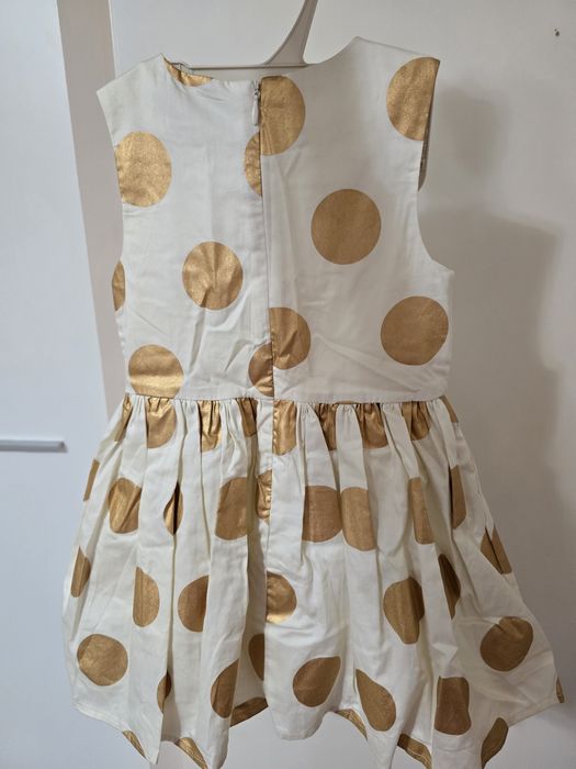 Нова детска рокля C&A