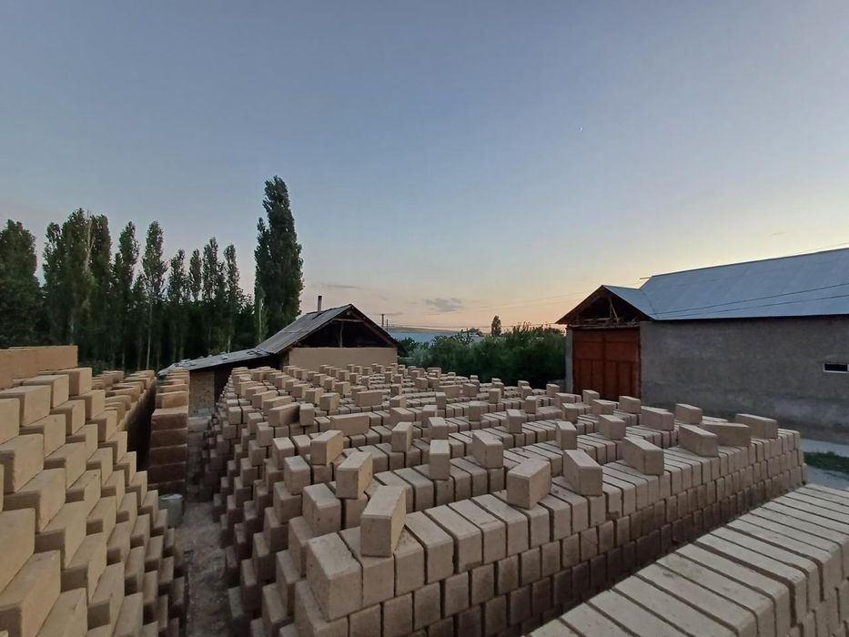 Глиноблоки готовим глиноблок дайындаймыз