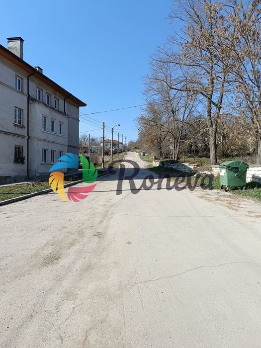 Къща в Варна, област-с.Ботево площ 120  с двор 1400 кв