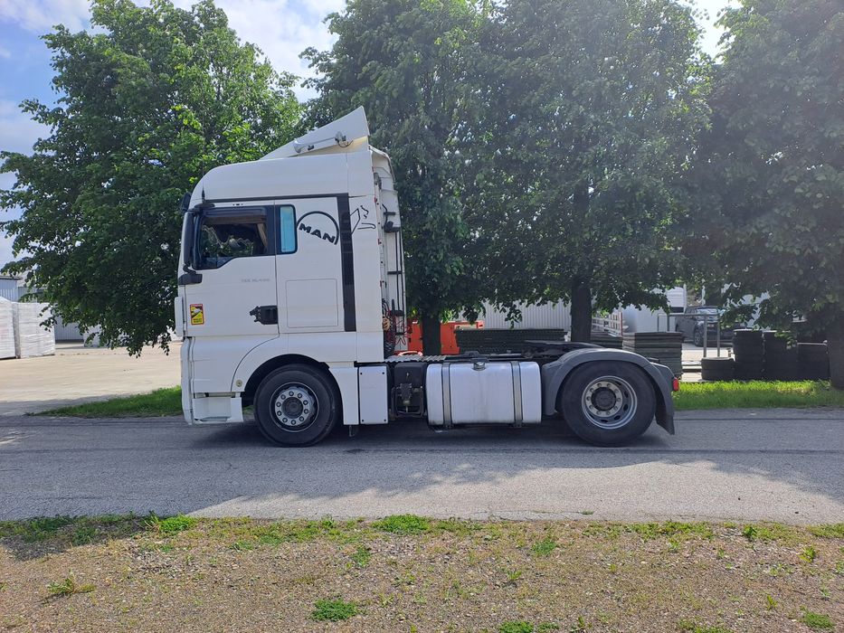 Vand cap tractor MAN TGX DIN 2011