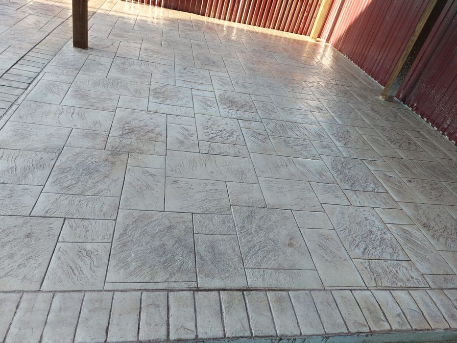 Beton amprentat și elecopterizat