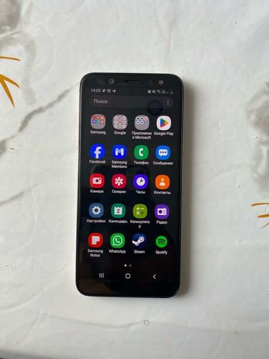 Samsung A6 в идеальном состояни