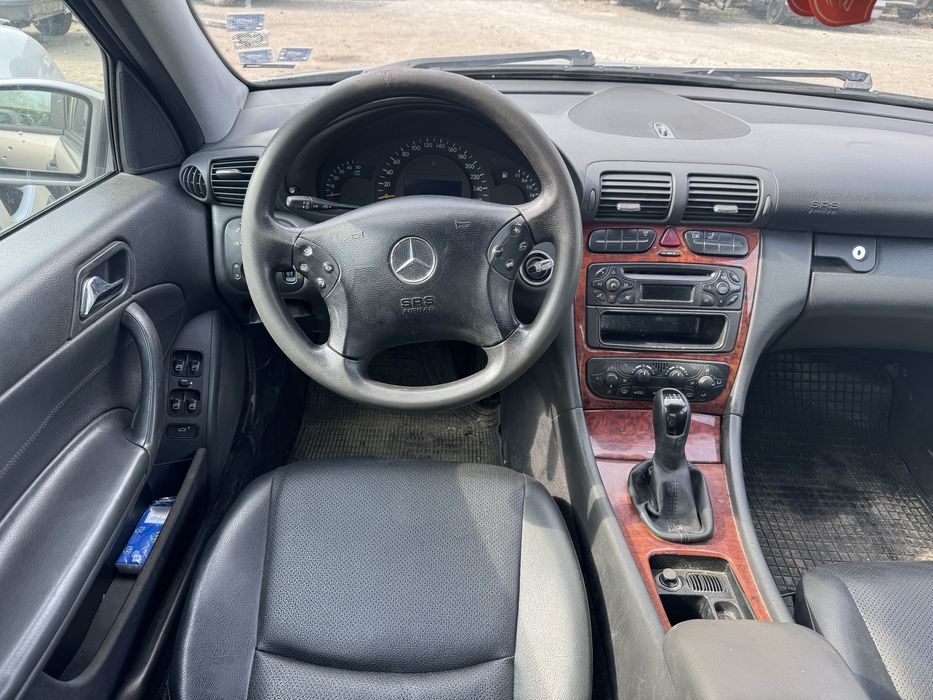Mercedes-Benz C220 w203 143hp 2003г На Части