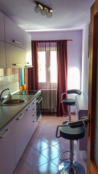 PROPRIETAR: Vând apartament 2 camere decomandat, Vasile Aaron, 54 mp utili, etaj 5/10, mobilat și utilat