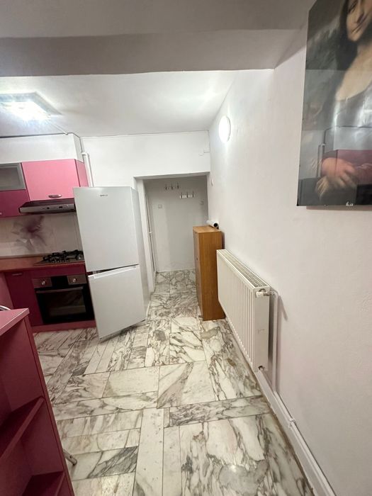 Garsoniera de inchiriat