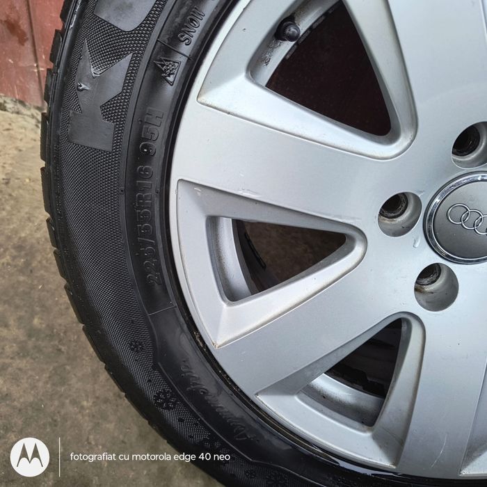 Vând jante audi 16" cu cauciucuri mixte 255/55