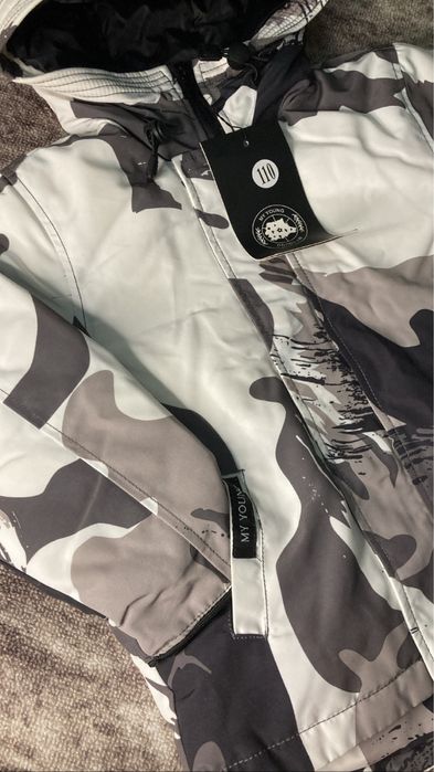 Новые куртки на мальчика и девочку