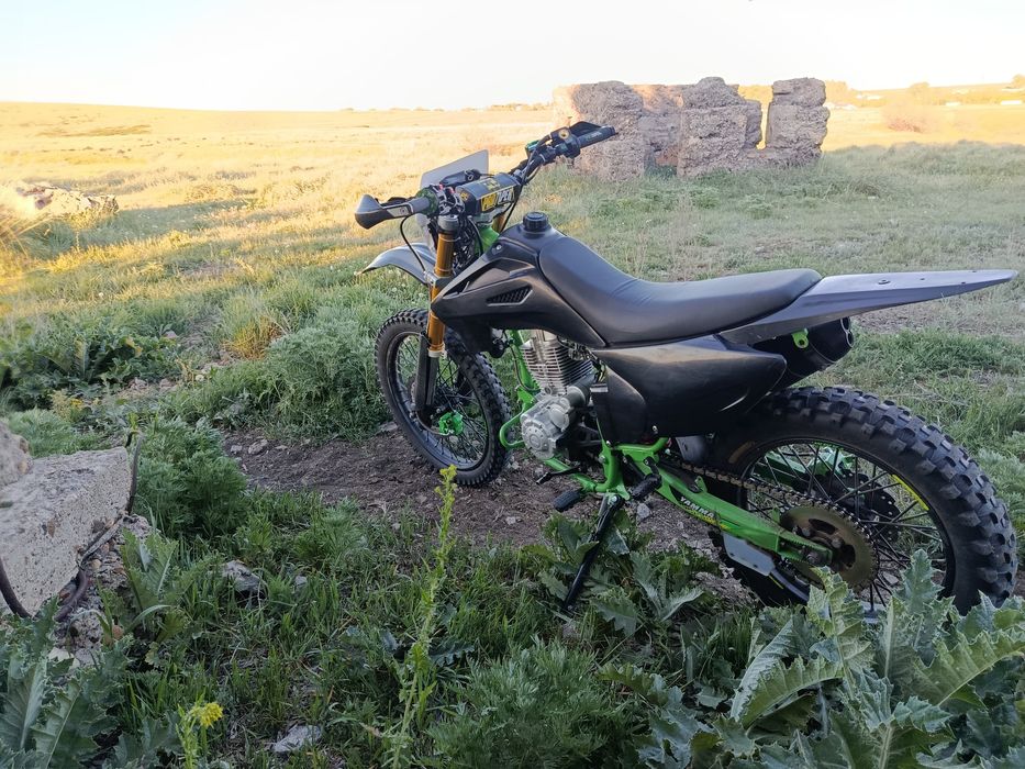 Продам эндуро Yamma 250