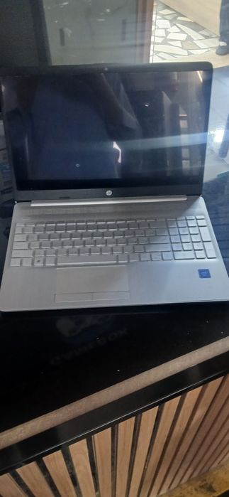 HP  laptop 15-dw1xx
