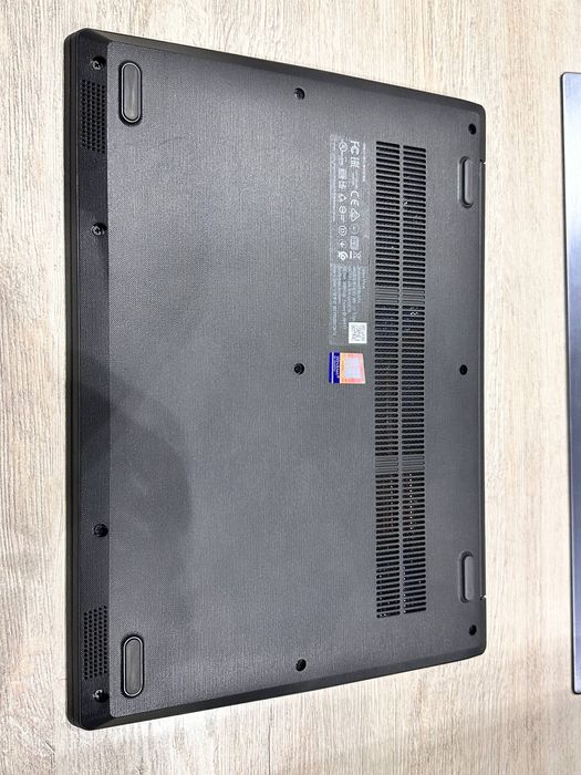 Lenovo noutbuk yengi xali ishlatilmagan narxini kelishamiz