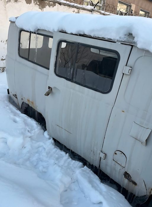 Автомобиль УАЗ 39629