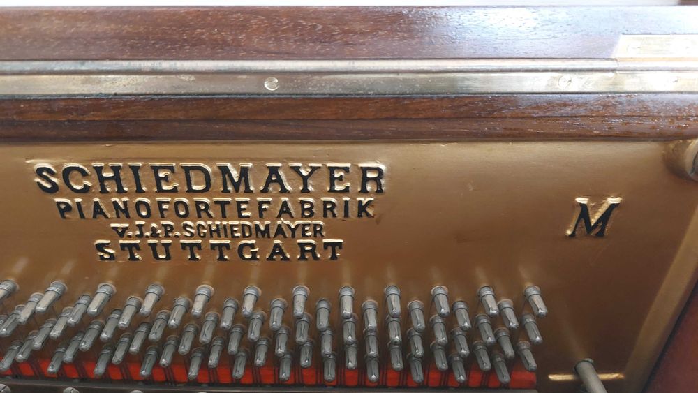 Немско пиано Schiedmayer – Stuttgart