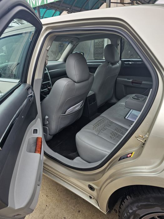 Chrysler 300c 5.7 HEMI 2006 ГАЗ