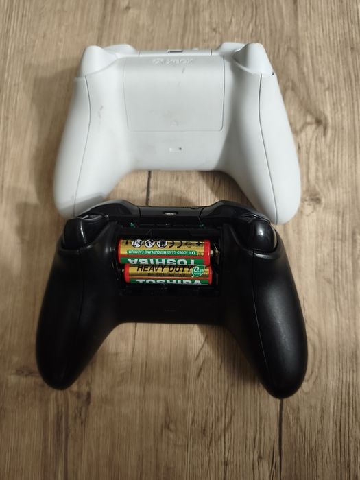 Maneta / Controller Xbox One / Xbox One S /  Xbox One X / Xbox Series S / Xbox Series X