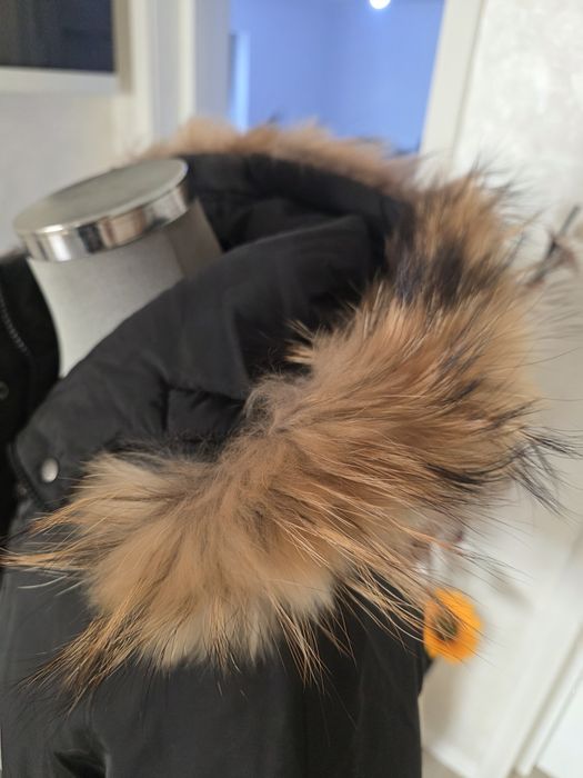 Geaca scurta cu blanita de dama