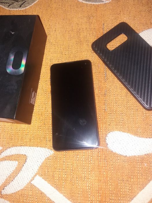 Самсунг s10e  128 g.   85000 тг.