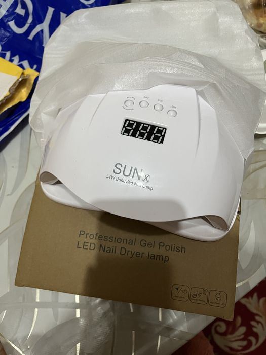 Продам лампу для маникюра