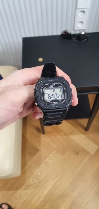 Часы casio цифровые