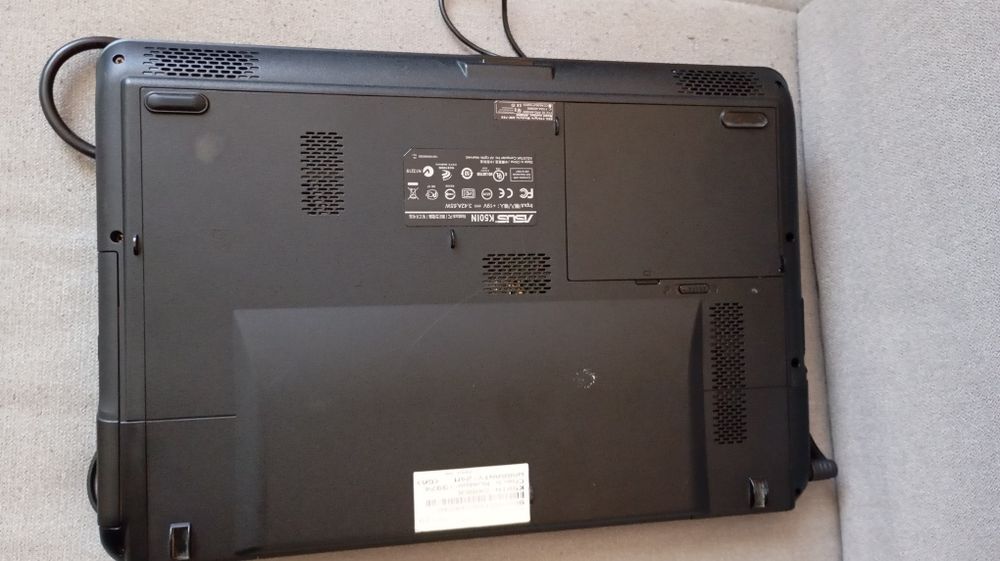 Лаптоп Asus K50IN