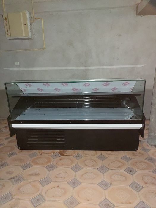 Витрина холодильники