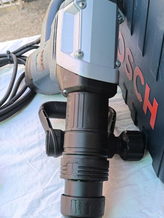 Къртач Bosch GSH 5 SDS Max 1100w 7,5J
