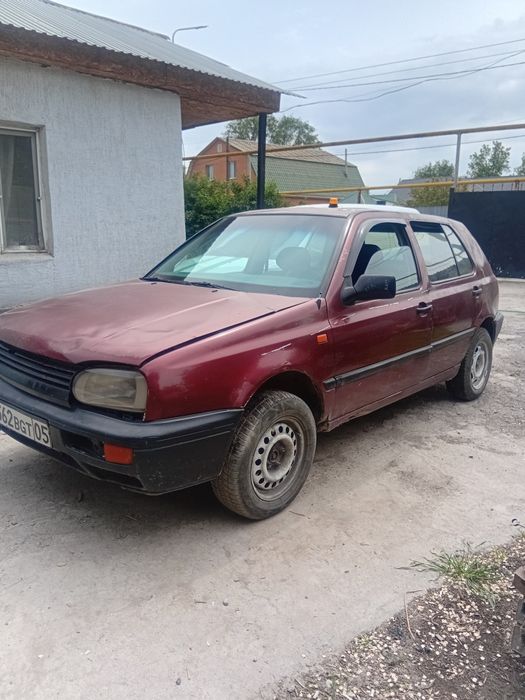 Продам гольф 3 обем 1.8