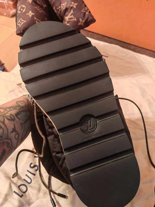 Ghetute louise vuitton