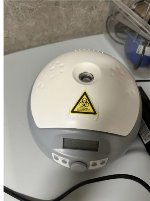 Продам контейнер с ПЦР аппаратом