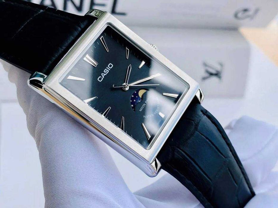 Мужские классические часы от фирмы Casio !!!