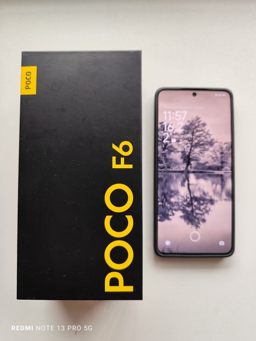 Продаю Телефон POCO F6