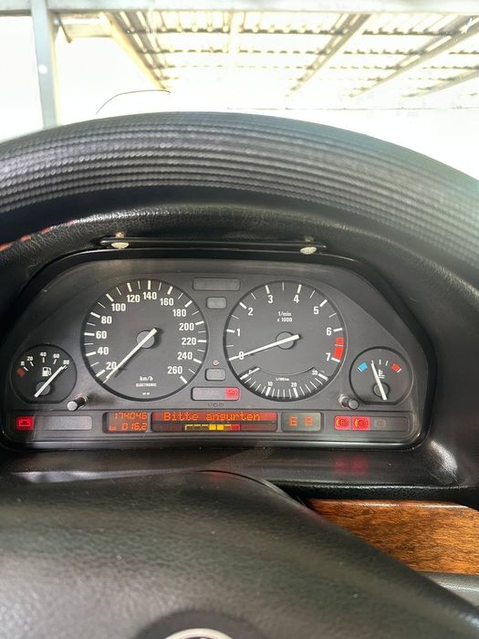 Продается Бмв е 32 730i