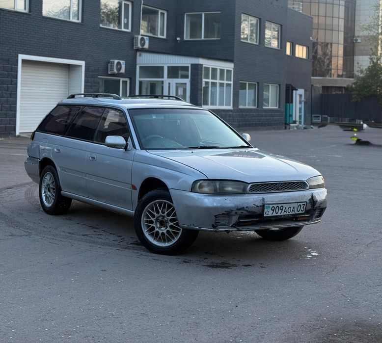 Субару легаси 1996 года