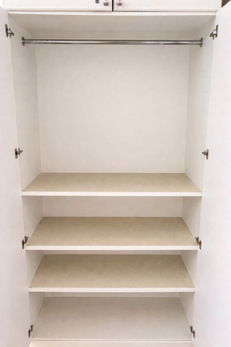 Шифоньер с антресолью