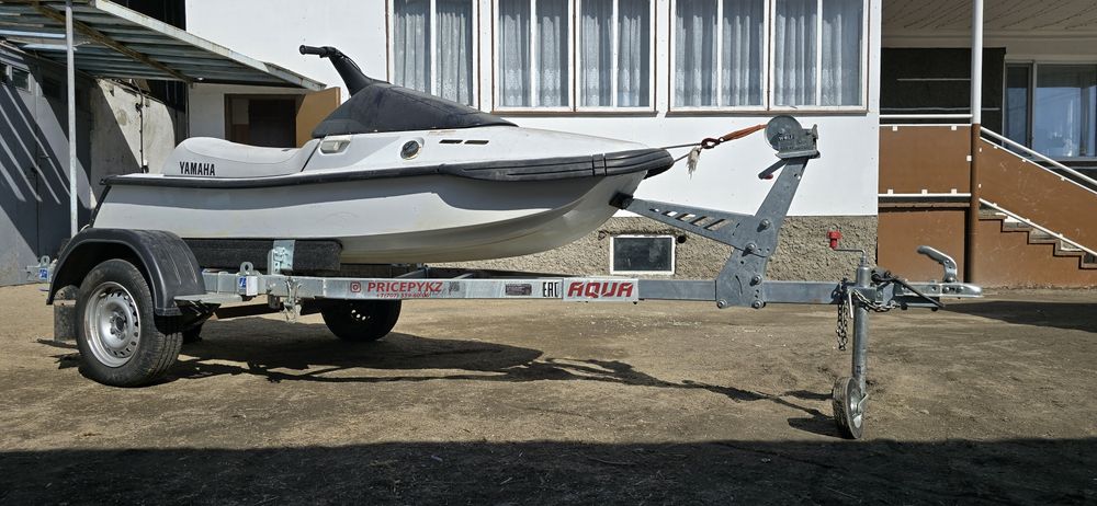 Продам гидроцикл Ямаха WaveRunner 650cm³