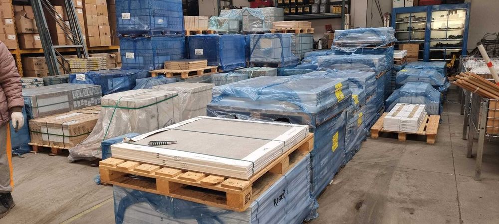 Gresie portelanata, imitatie marmura, travertin, gresie ieftina