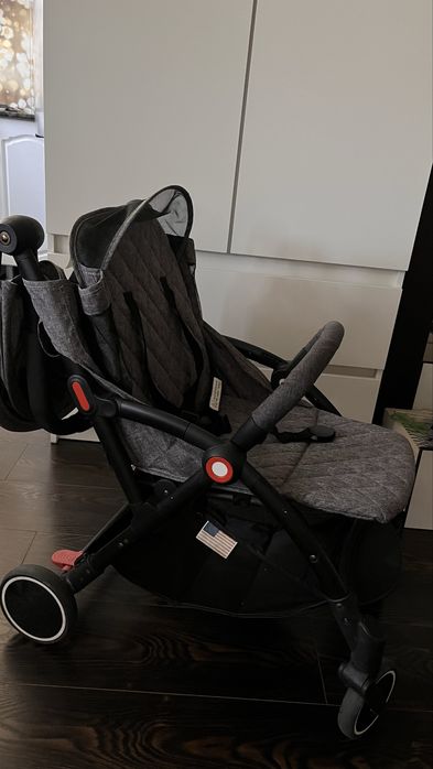 Продам коляску Playkids