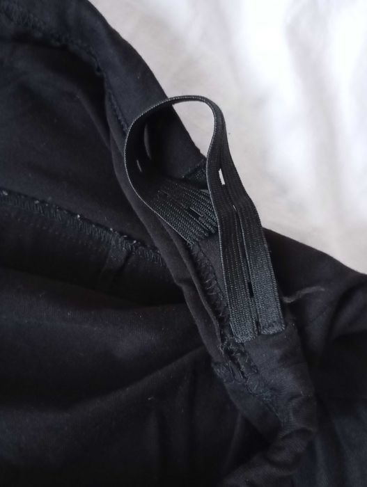 Дрехи за бременни: гащеризон, панталон и подарък блуза