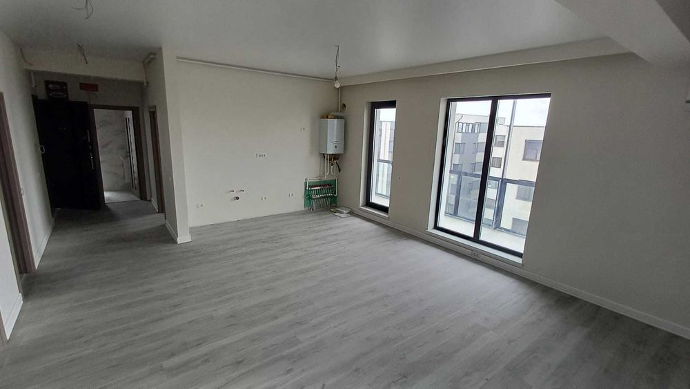 apartament 3 camere