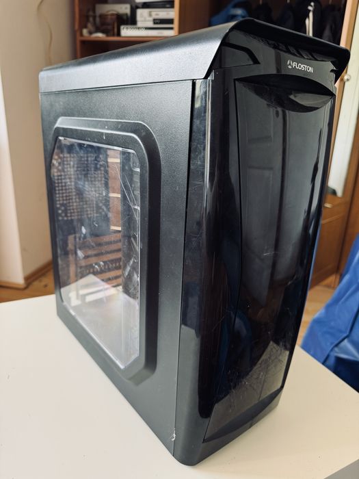 Carcasa pc.   Cu 2 ventilatoare. Rosu