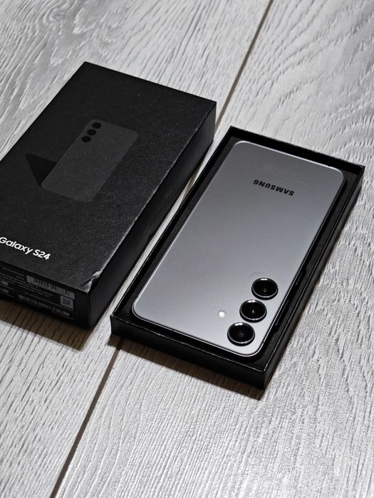 Samsung S24 256 gb Ram 8 5G EAC