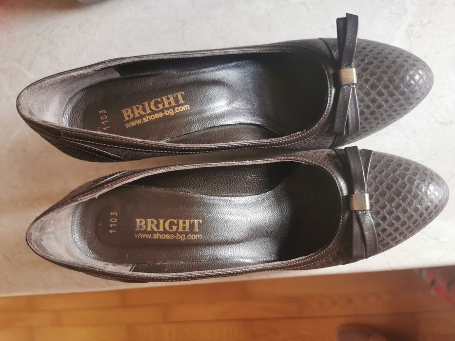 Страхотни обувки на прекрасни цени - Clarks,  Bright и др.