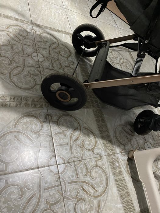 Коляска б/у продам